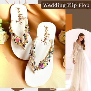 White Bridal Flip Flops, Jeweled Flip Flops, Sandals for woman, Wedding sandals, Beach wedding sandals, Beach sandals, Rhinestone sandals