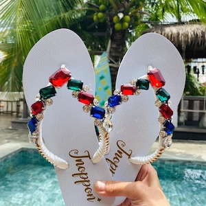 Bridal flip flops, Jeweled Flip Flops, White sandals for woman, Wedding sandals, Beach wedding sandals, Beach sandals, Rhinestone sandals