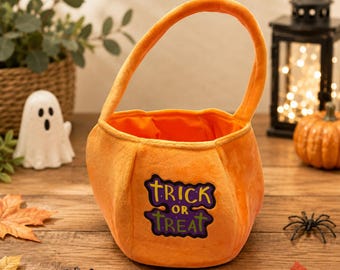 Personalised Trick or Treat Halloween Bag, Kids Halloween Treat Bag, Halloween Sweet Bag, Pumpkin Shape Trick or Treat Bag, Gifts
