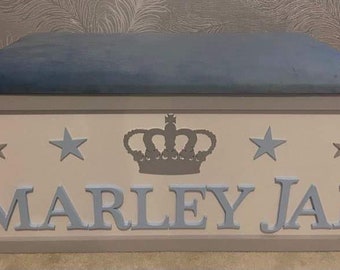 Large personalised toy box with safety gas strut. Padded star lid seat, blanket storage or toy storage. Hinged lid, ideal baby gift.