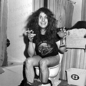 Ozzy takes a &quot;Bowl Break&quot;