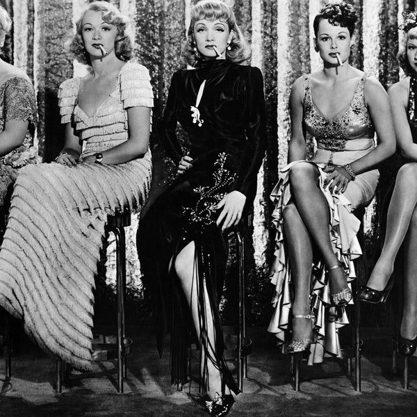 Marlene Dietrich und Retro Girls