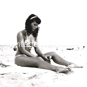Bikini Girl Bettie Page