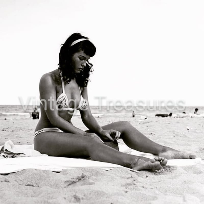 Bettie Page Naked - Etsy