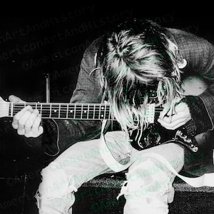 Kurt Cobain Jamming