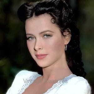 Beautiful Hedy Lamarr