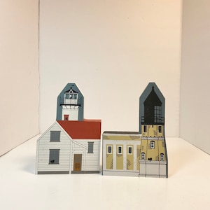 The Cats Meow,wooden House Collectibles,Lighthouse Series,Split Rock,Marthas Vineyard Series,West Chop,Collectible houses FREE SH