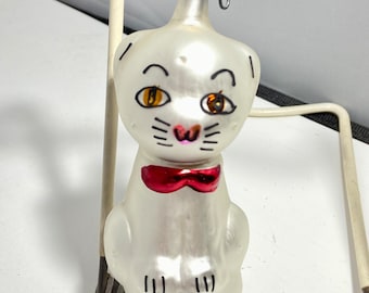 Vintage Czechoslovakian Glass Kitten Ornament, Cat Collector