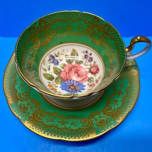 Vintage Aynsley Teacup & Saucer Roses Flowers Green White Gold Filigree Trim England Fine Bone China #C893