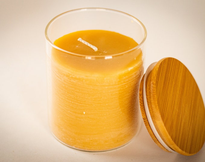 100% Pure Beeswax Jar Candle with Bamboo Lid (50 Hours Burn Time) - All Natural, Handmade, Unscented Candles with Delicate Honey Scent