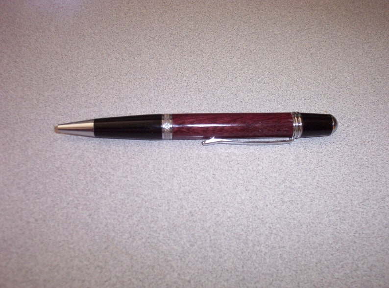 Handmade Wallstreet II Twist Ink Pen