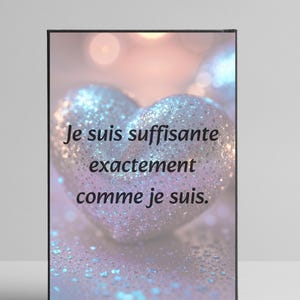 Puede incluir: Un letrero de madera rústica con el texto "Welcome to our home" en letras blancas. El letrero presenta un acabado envejecido y un diseño sencillo y acogedor, ideal para un porche o entrada.