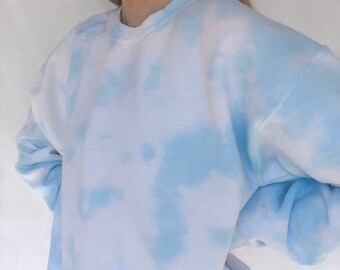 baby blue tie dye sweatshirt