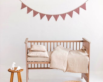 linen cot