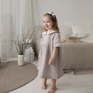 Robe en lin Fille, Robe à col Peter Pan pour bébé tout-petit, Robe de filles de fleurs, Robe classique à col blanc, Robe dété de baptême image 1