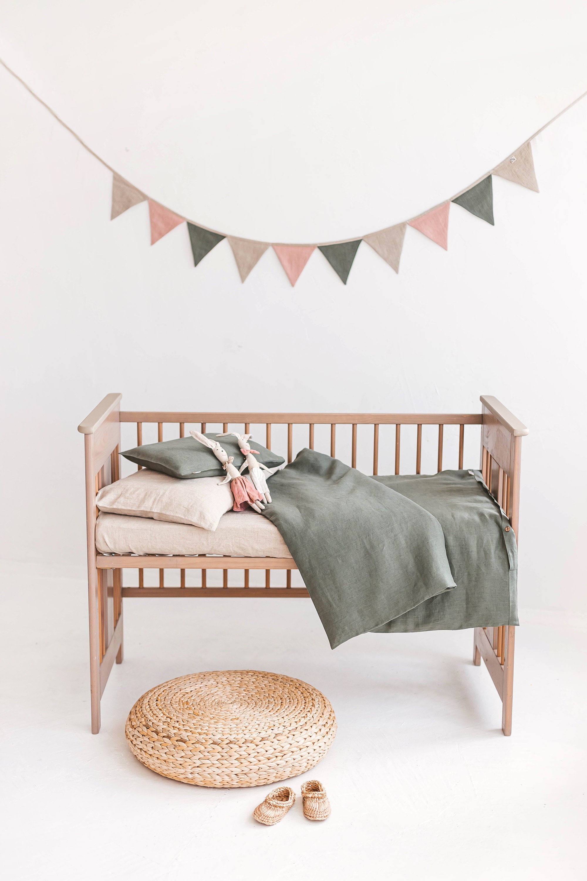 literie en lin neutre pour bébé tout-petit, literie vert eucalyptus enfants, lit de pur naturel couette housse oreiller, éco