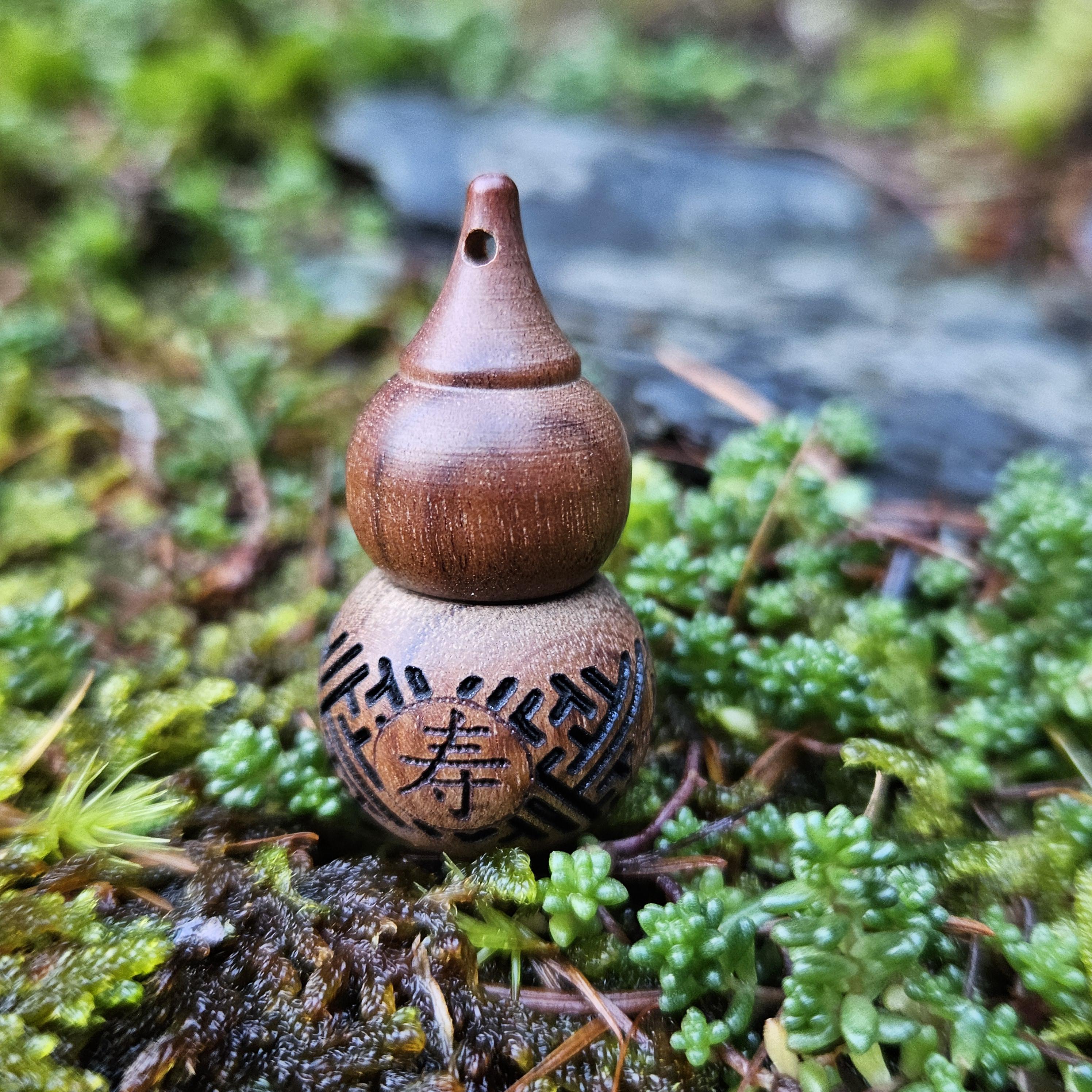 木製のひょうたんカプセルの小物 - Etsy 日本