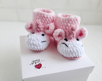 New baby gift for girl, Unicorn baby booties, Newborn gift pink, Pregnancy gift box, Baby Shower Gift