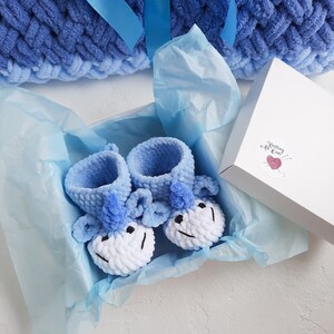 New baby boy gift basket warm knit baby booties unicorn crib shoes
