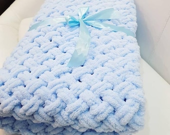 Couverture en peluche pour bébé, couverture pour bébé au crochet, plaid en peluche au crochet, couverture en tricot duveteux, décoration de chambre d'enfant, cadeau pour nouveau-né, cadeau de baby shower