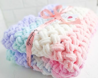 Rainbow baby blanket, Unique pregnancy gift, box for mom to be, Rainbow New mom gift, congratulations basket