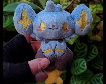 Llavero de peluche Thunder Kitten, hecho a mano, listo para enviar.