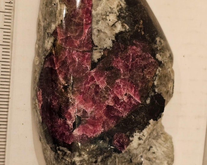 Eudialyte Gemstone from Kola Peninsula, Russia!