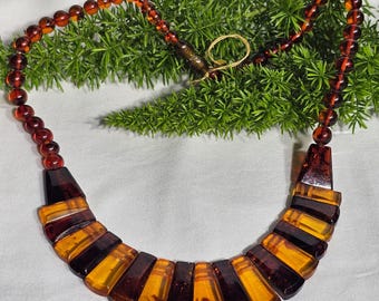 Authentic Beaded Russian Amber Necklace – Handmade, Natural Baltic Amber Jewelry for Elegance & Healing