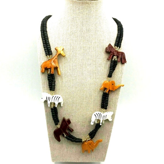 Vintage Carved Wooden Beaded Safari Necklace Pain… - image 2