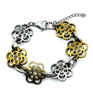 Vintage Silver and Gold Tone Flower Floral Link Bracelet 7&quot;
