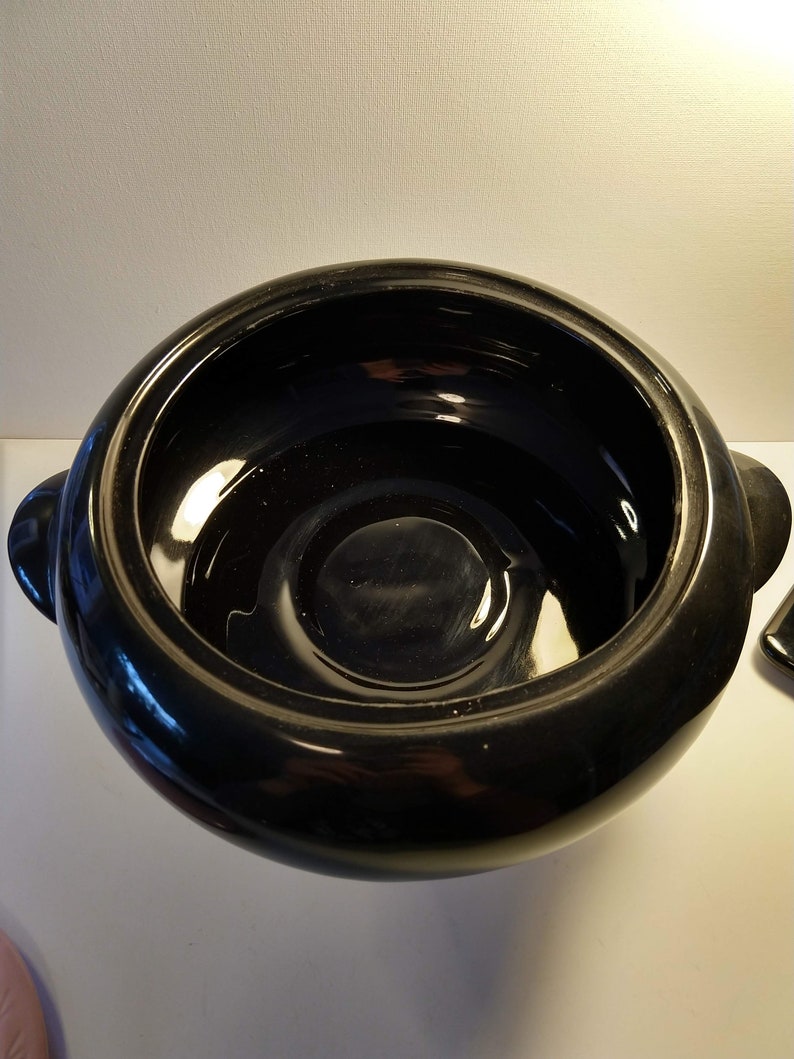 Shawnee Kenwood Sundial fondue potCasserole DishRetro kitchen3 piece set