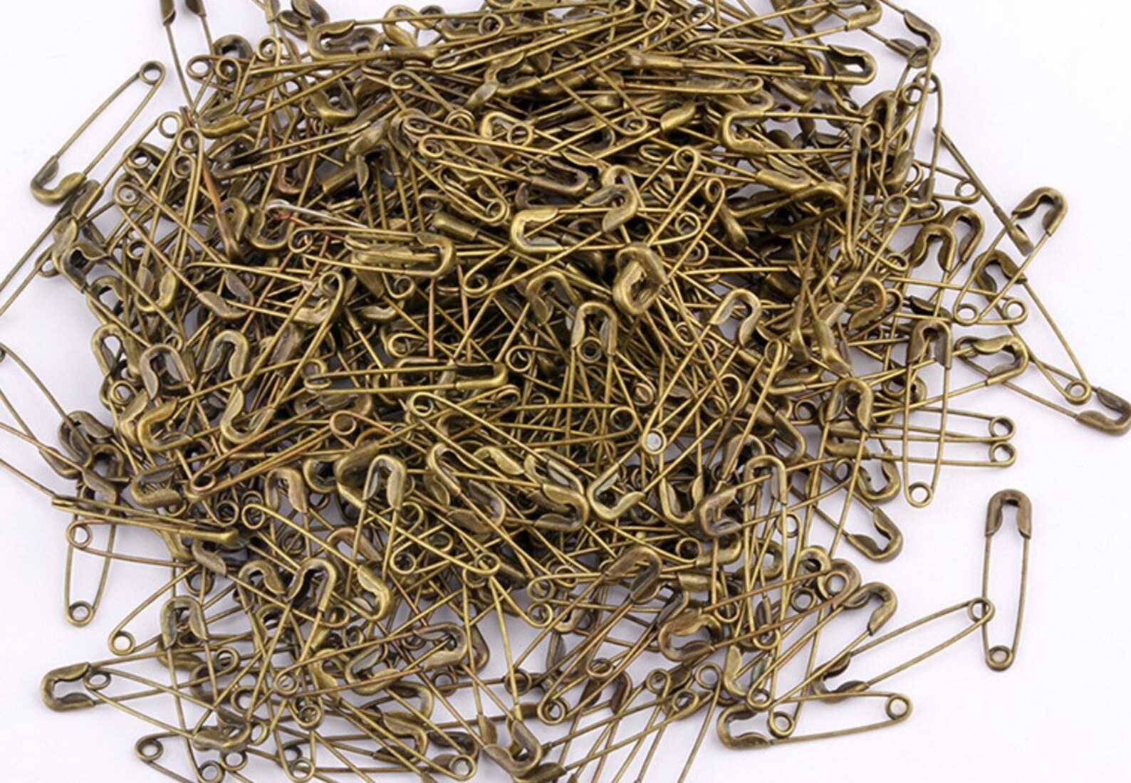 100 Very Small Safety Pins 1.7cm Long Safety Pins Stitch Etsy