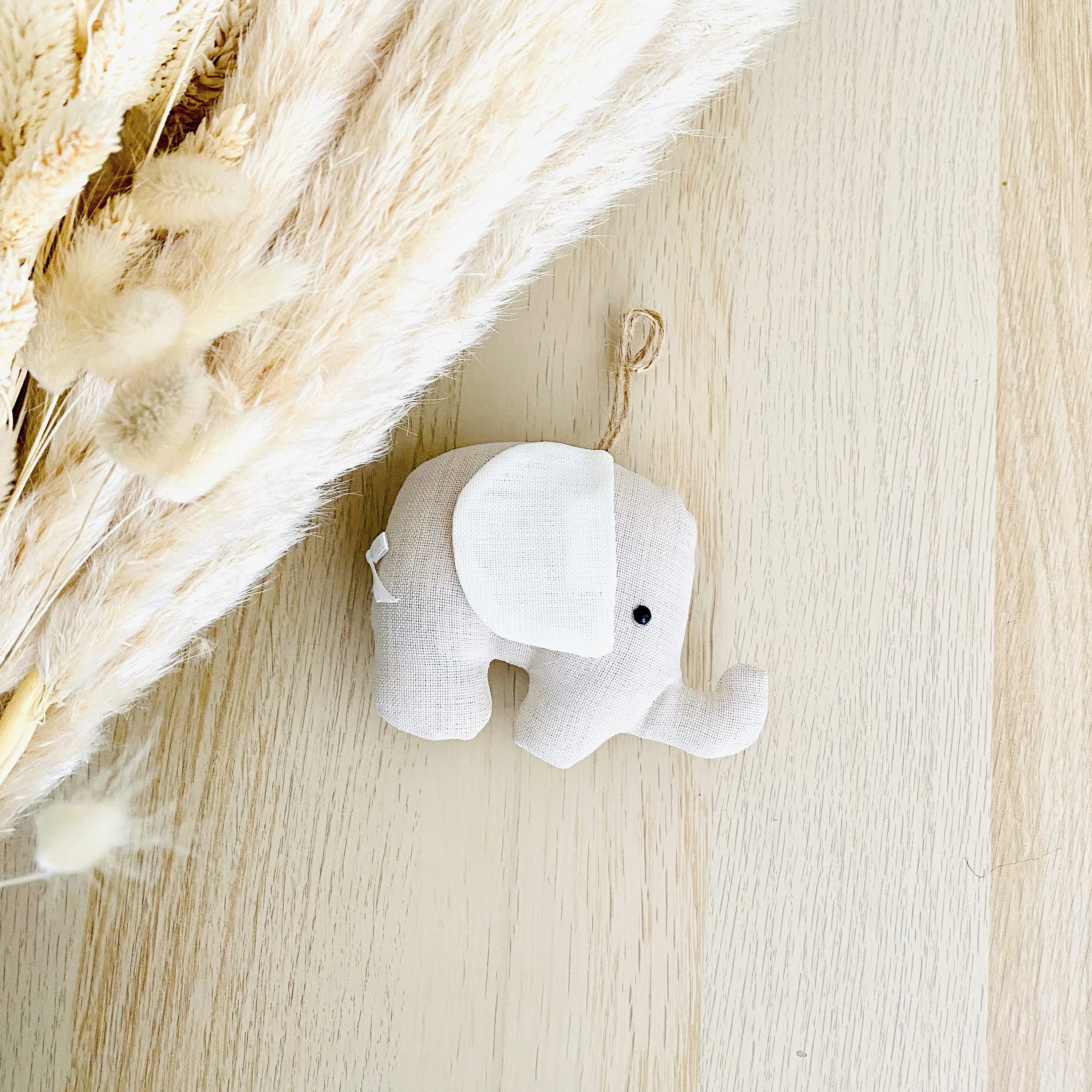 Décoration Murale, Décoration Chambre, Éléphanteau à Accrocher