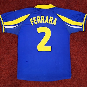 Vintage Rare Italy Italia Calcio JUVENTUS 3rd Football Shirt Soccer Jersey Maglia Trikot Maillot 1998-99 FERRARA Kappa Blue Yellow Mens M