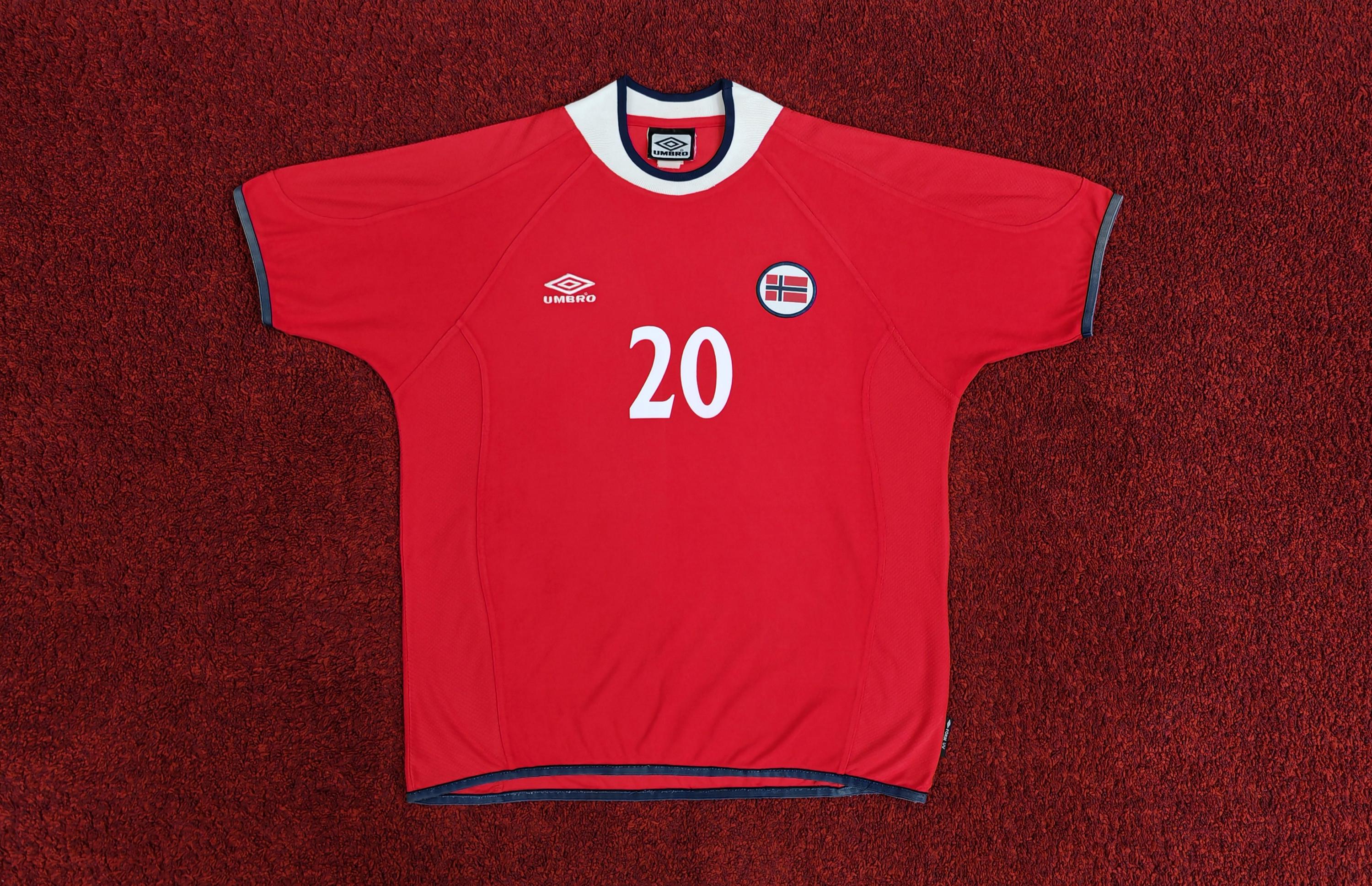 Maillot De Football Chili Vintage 2000-2003 Umbro – Taille L, Domicile, Rare Et En Très Bon état !