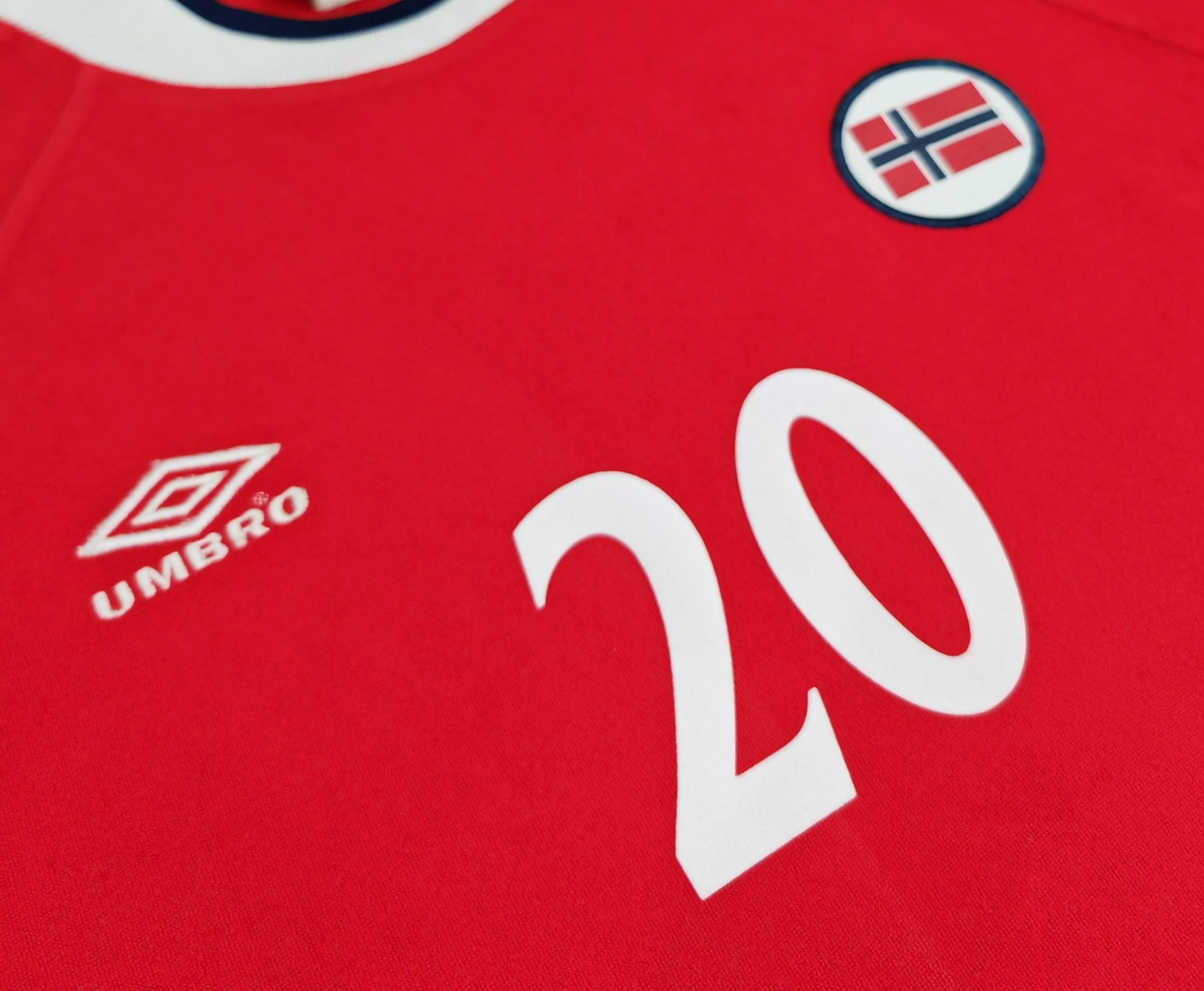 Maillot Vintage Norvège Domicile 2000 EURO Umbro - Taille XL - Rouge