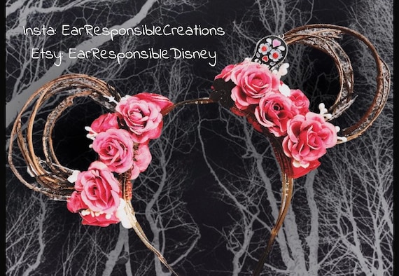 Coco Inspired Day of the Dead Sugar Skull Mickey Minis Mouse  display picture 3