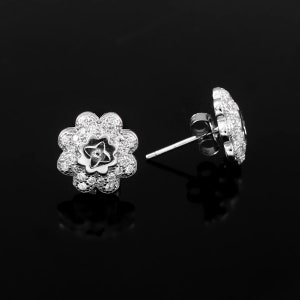 14k Solid Gold Flower Stud Earrings: Pave Diamond Floral Studs