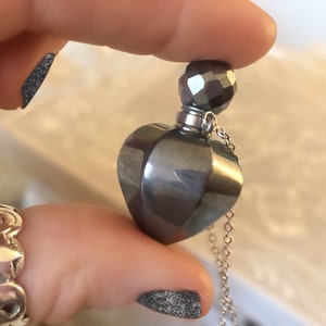 Crystal Vial Ashes Necklace – Urn for Him – Wearable Urn Jewelry – Pet Urn Necklace – Loss of Father – Unique Urn for Human Ashes - Pet Loss