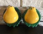 2 Pear Wall Pockets