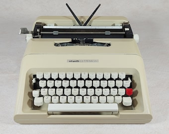 Olivetti LETTERA 35. Originale e Opere. Con custodia rigida. Macchina da scrivere ben conservata. Nuovo nastro.