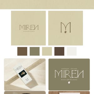 K&ouml;nnte beinhalten: Ein Markenidentit&auml;ts-Set f&uuml;r Mirem, bestehend aus einem Logo mit dem Text HANDMADE ENGLAND MIREM RITUALS for wellbeing und einem kleinen Muschelsymbol. Das Set enth&auml;lt Farbmuster, eine wei&szlig;e Produktbox, einen Haarkamm und ein Markenetikett.