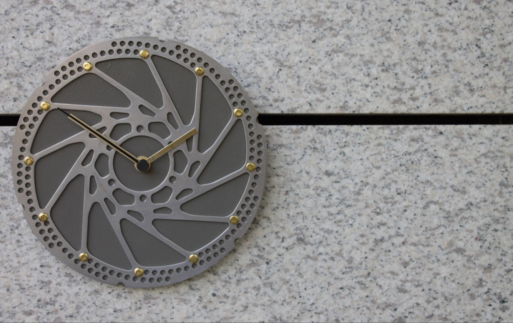 WALL CLOCK Made of Disc Brake of BICYCLE Bike Clock Wall - Etsy