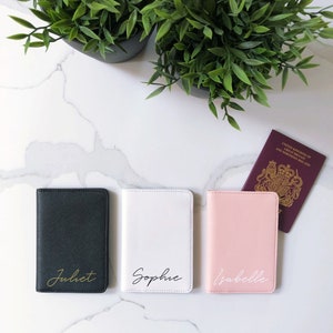 Étui pour passeport personnalisé avec nom - Étui de voyage de luxe sur mesure avec initiales - Étui pour passeport personnalisé, cadeau de voyage à l'étranger
