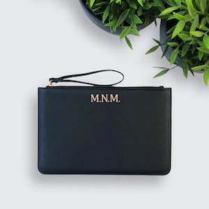 Bolso clutch personalizado con iniciales – Clutch de pulsera monograma - Bolso personalizado con correa de pulsera - Regalo de bolsa de viaje para ella