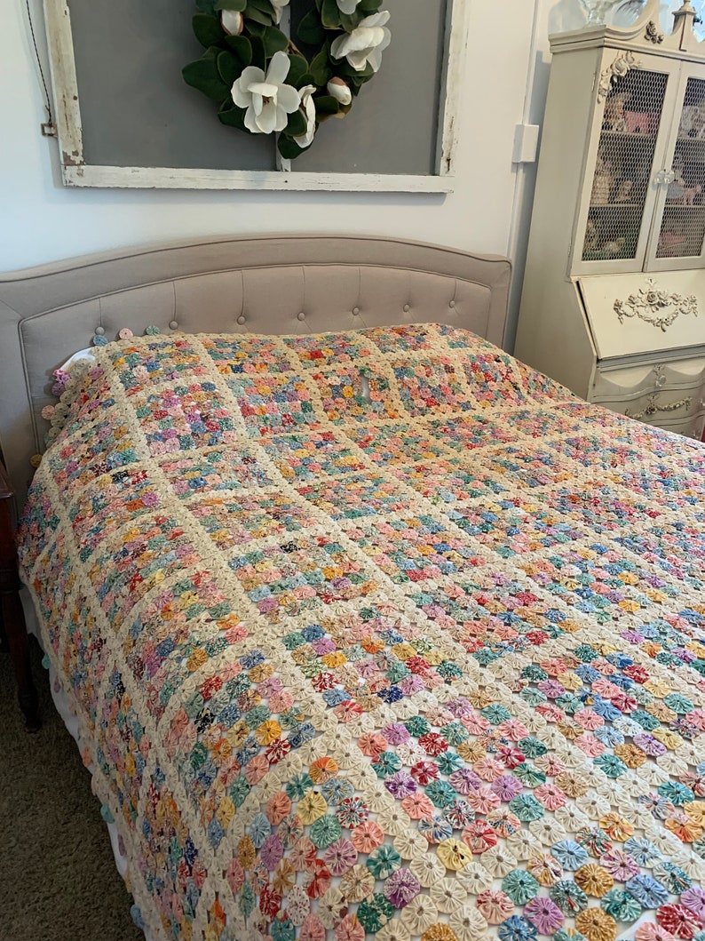 Quilt Vintage Yoyo Quilt 1930's Yoyo Quilt Collector Etsy