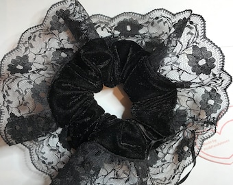 Black Velvet Lace Scrunchie - Gothic Lolita Hair Tie