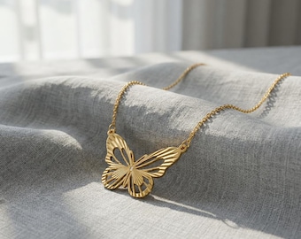 Butterfly Necklace for Women, Dainty Gold Butterfly Pendant, Birthday Gift for Her, Mothers Day Jewelry, Minimalist Nature Keepsake