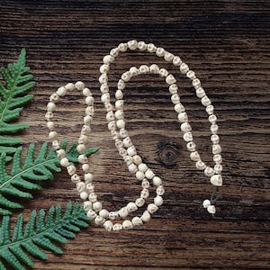 Skull Meditation Mala, Mala Necklace, Hindu Goddess Kali Alter Beads, Skull Necklace, Kali Mala Necklace, Gift Idea,Día de los Muertos Beads