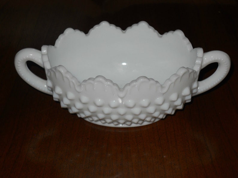 Unsigned Fenton Hobnail Milk Glass Oval Nut Dish Open Handle